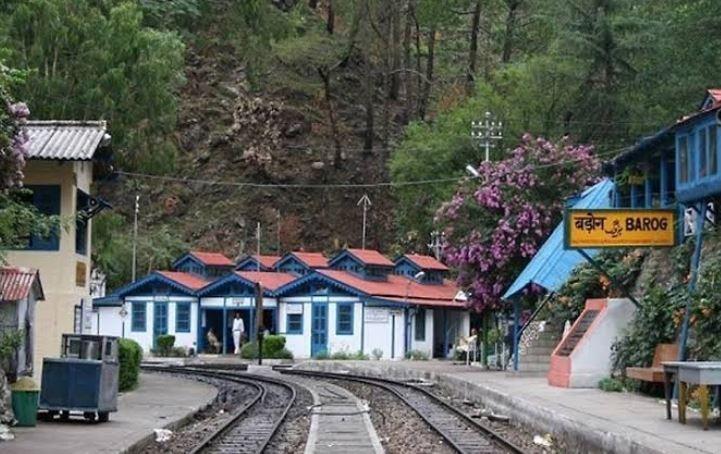 Present-day Barog railway station