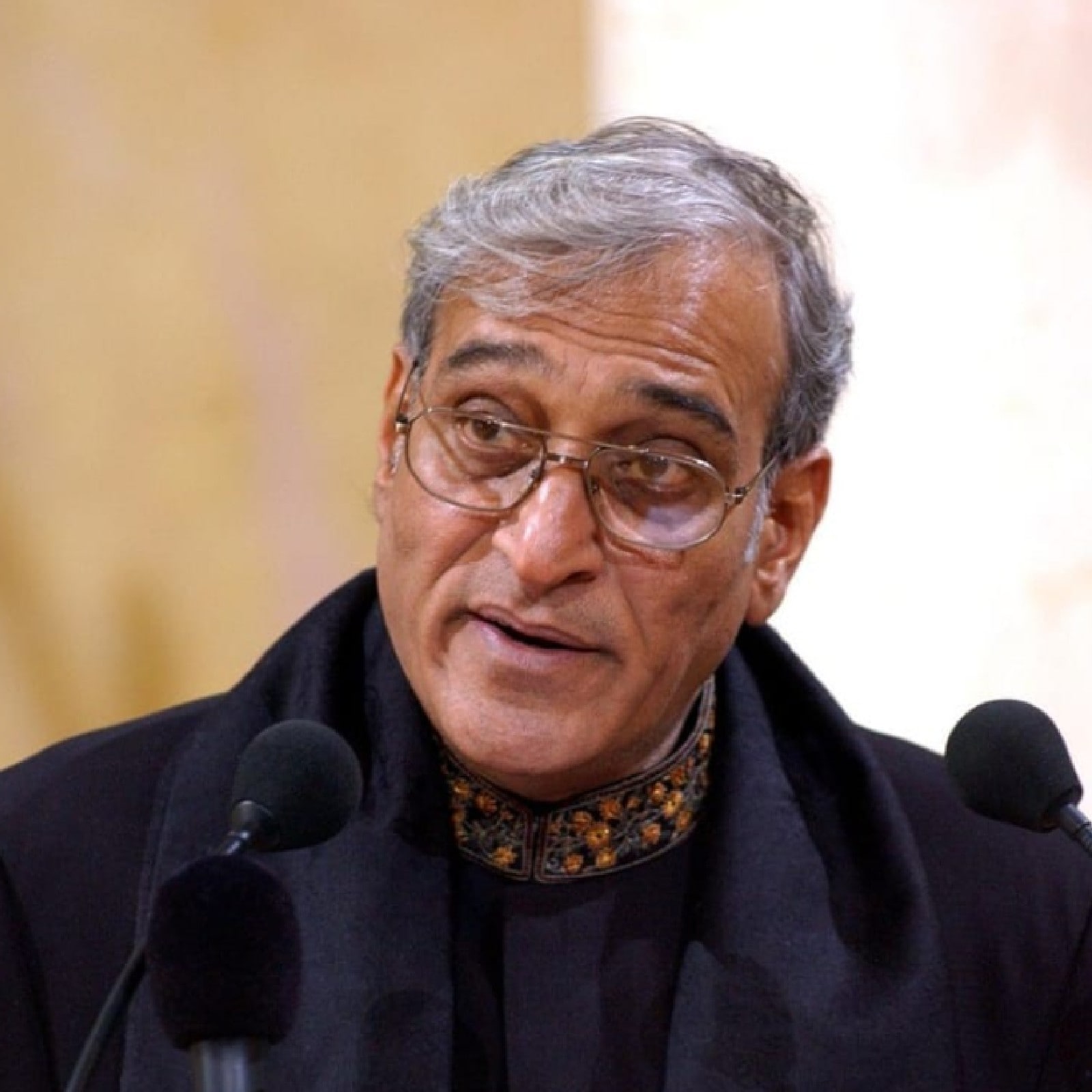Happy Birthday Mohan Agashe: Recent Hindi, Marathi and Tamil Movies of the Veteran Actor